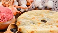 Осетинский пирог с мясом и грибами в Москве